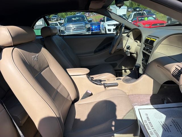 2003 Ford Mustang V6