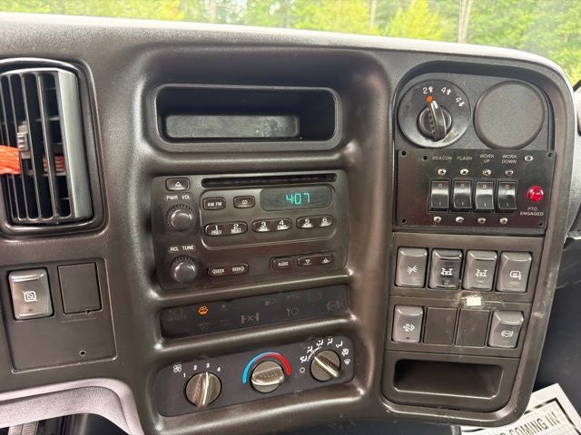 2009 GMC C5500 Ramp truck