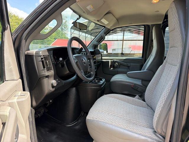 2017 GMC Savana 2500 Work Van