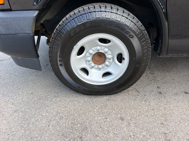 2017 GMC Savana 2500 Work Van