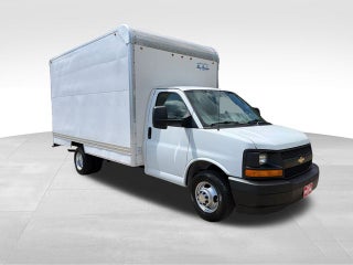 2017 Chevrolet Express 3500 Work Van Cutaway