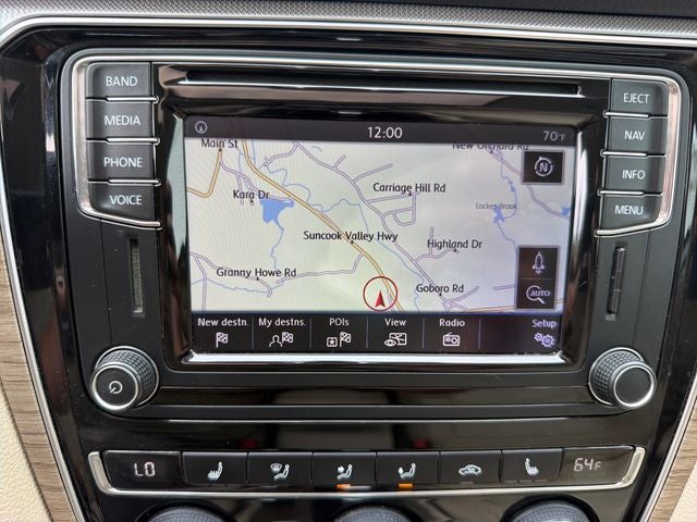 2017 Volkswagen Passat 1.8T SE w/Technology