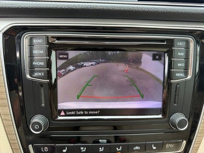 2017 Volkswagen Passat 1.8T SE w/Technology