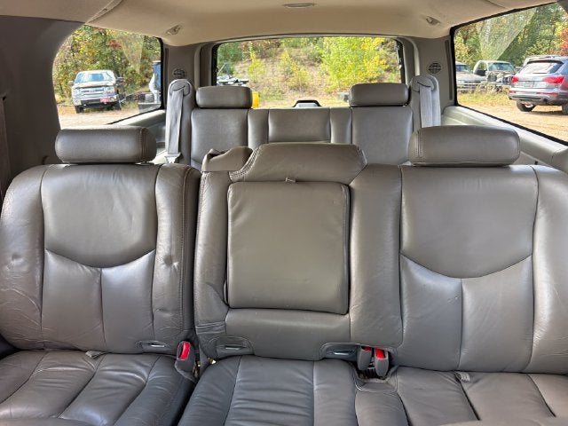 2003 Chevrolet Suburban 1500 LT