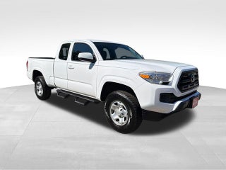 2017 Toyota Tacoma SR