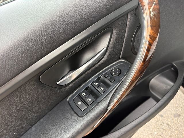 2015 BMW 3 Series 320i xDrive