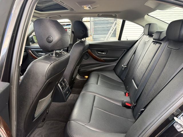 2015 BMW 3 Series 320i xDrive