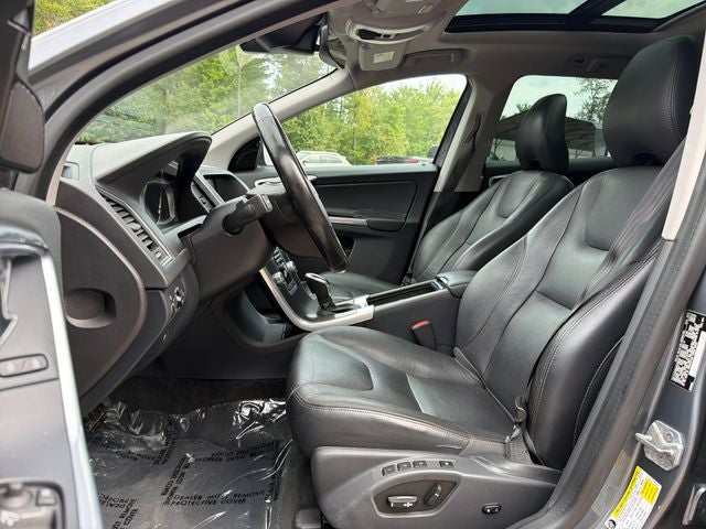 2016 Volvo XC60 T5 Premier