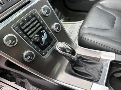 2016 Volvo XC60 T5 Premier