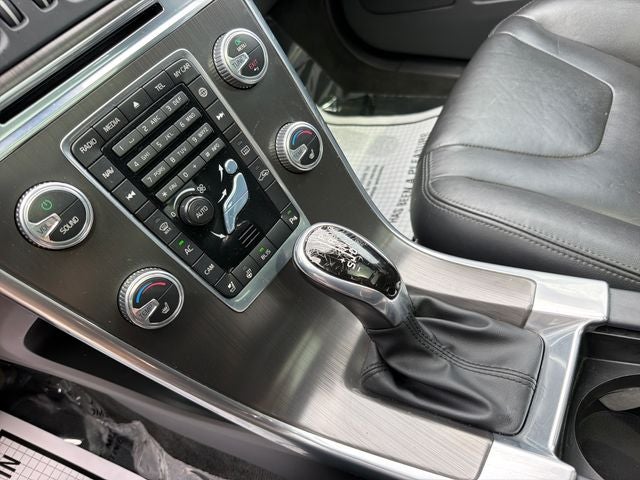 2016 Volvo XC60 T5 Premier