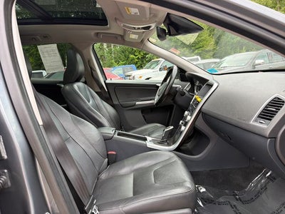 2016 Volvo XC60 T5 Premier